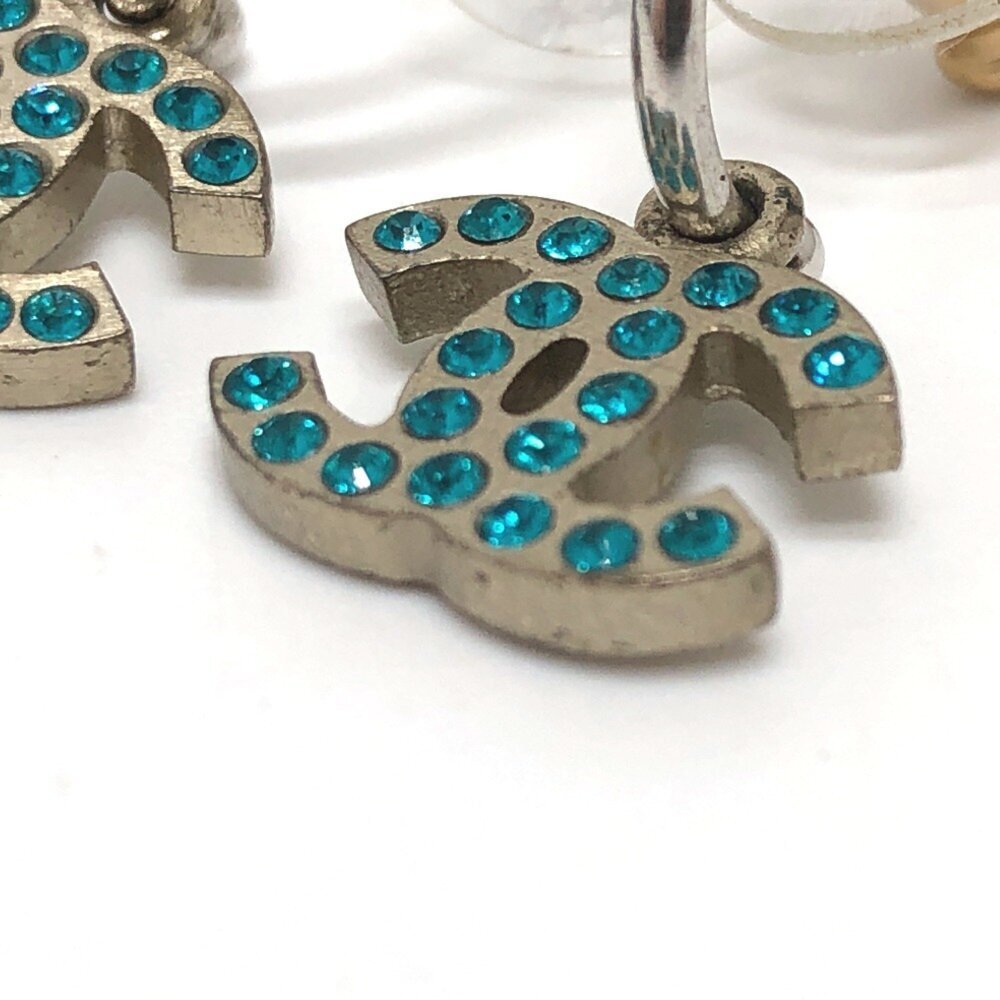 CHANEL Authentic Silver Logo Earrings - Picture 4 of 6